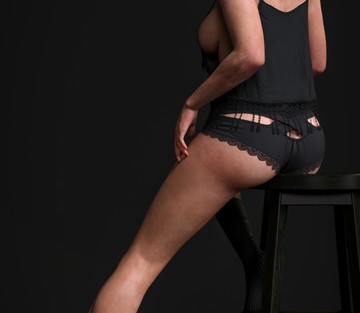 Ellie Williams - Page 3